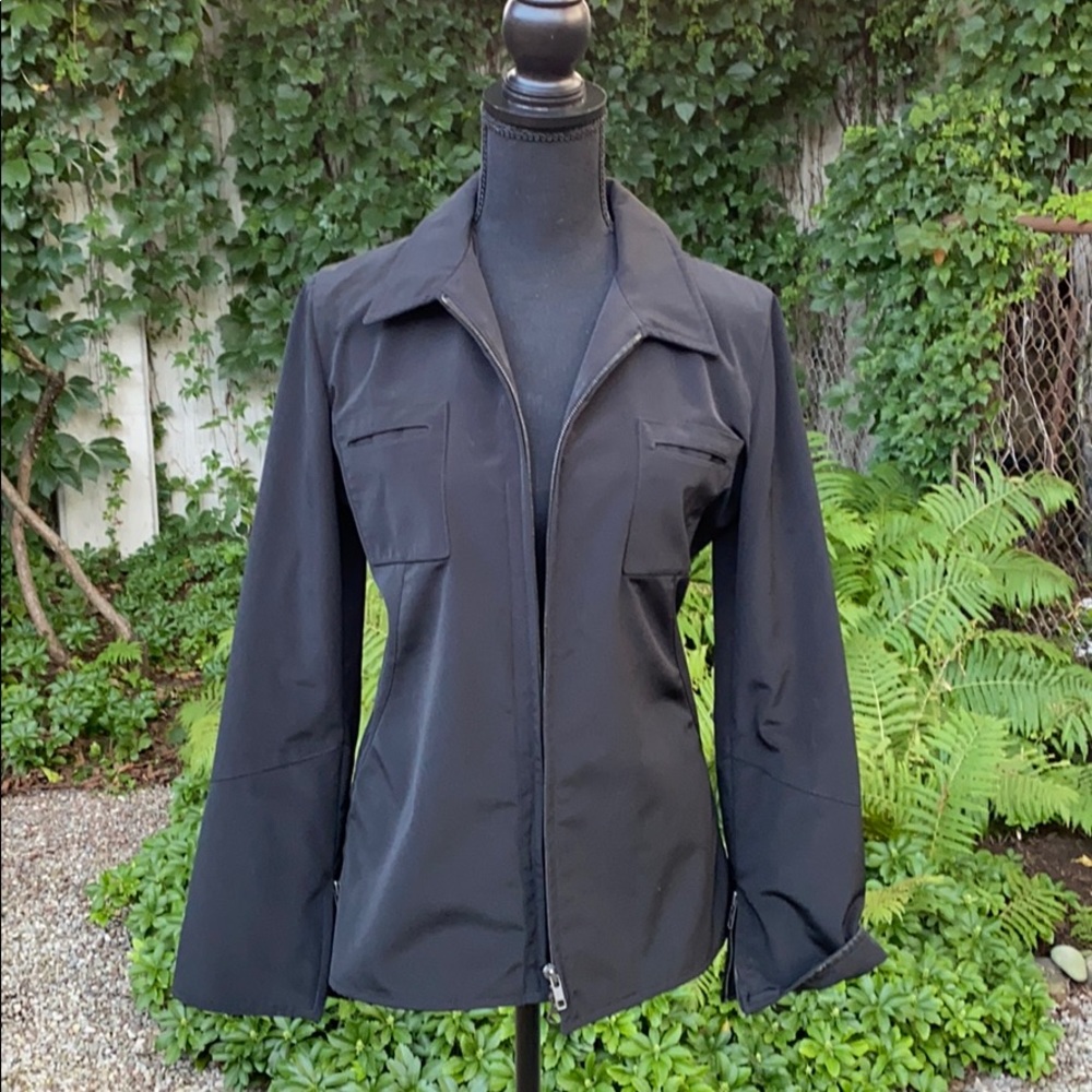 Stylish black jacket❣️